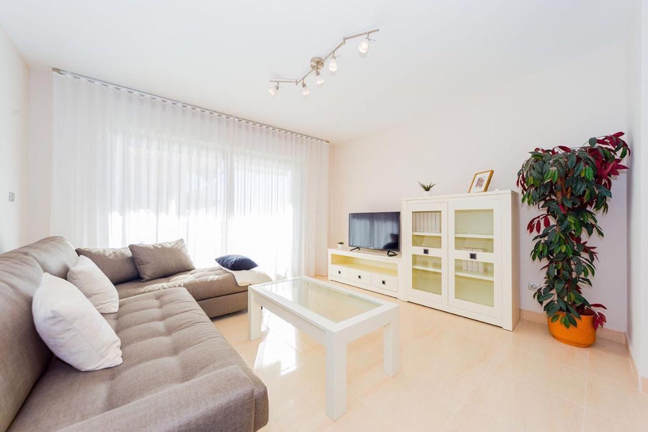 Шикарная Квартира На Первой Линии -Luxury Apartment On The First Line Sea Torrevieja Exterior foto